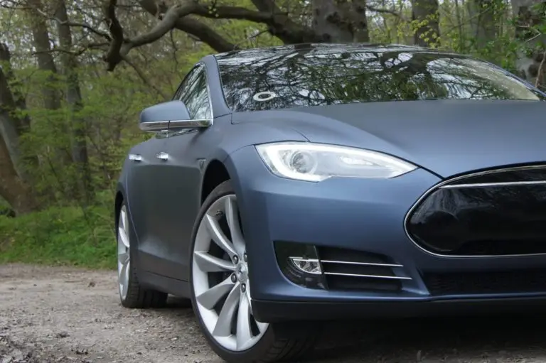 19-year-old Woman Killed in Fiery Tesla Crash