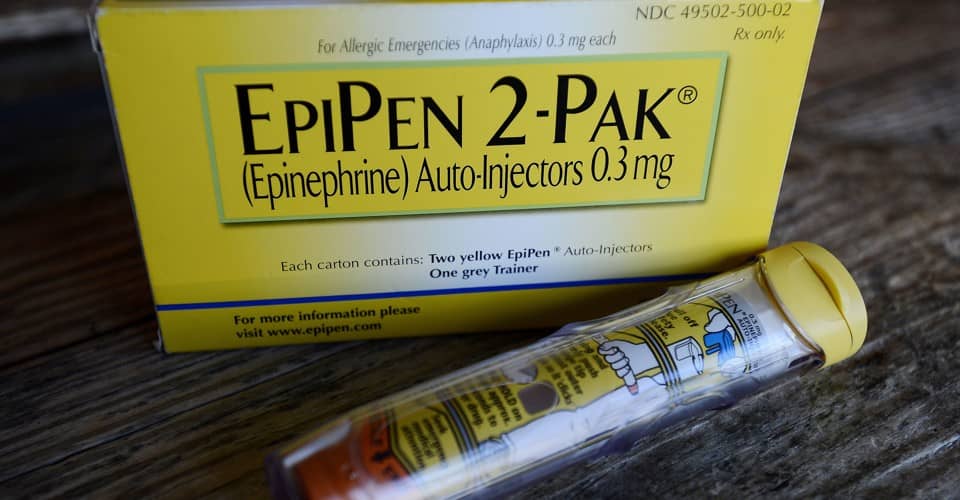 FDA Cites Serious Manufacturing Violations at EpiPen Facility image courtesy of https://www.theatlantic.com/health/archive/2016/08/epi-pens/497126/