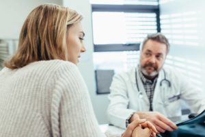 plastic-surgery-risks-complications