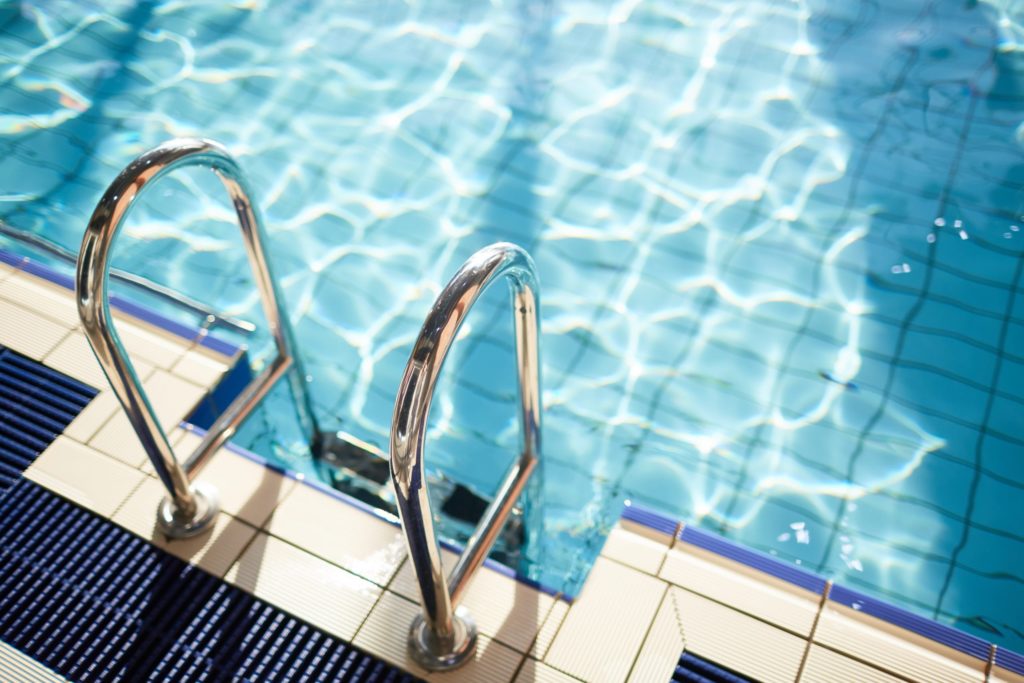 Los Angeles swimming pool injuries