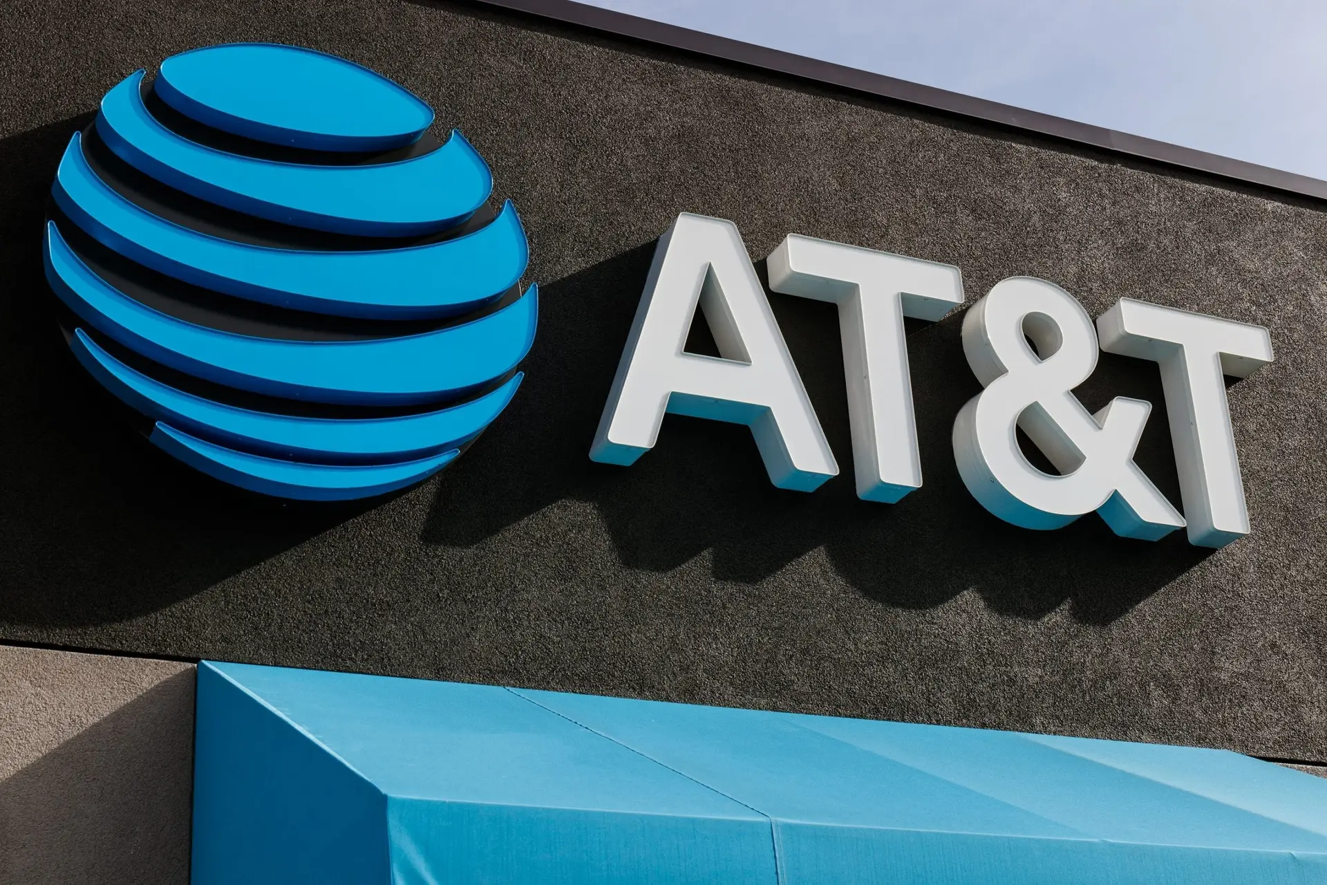 massive AT&T data breach