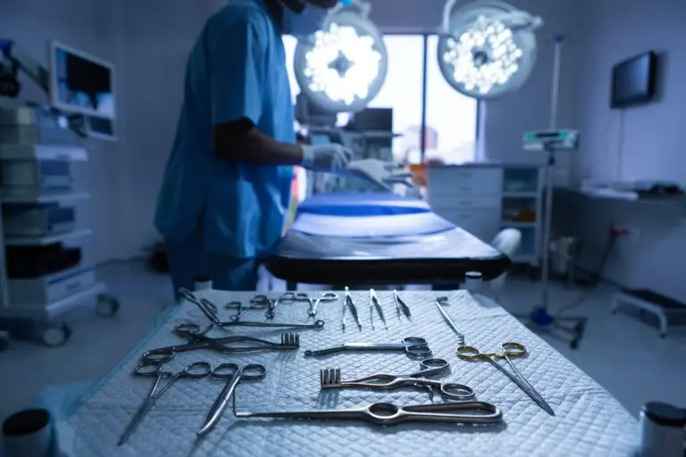 Cardinal Health Says Chinese Supplier is Behind Massive Recall of Surgical Gowns