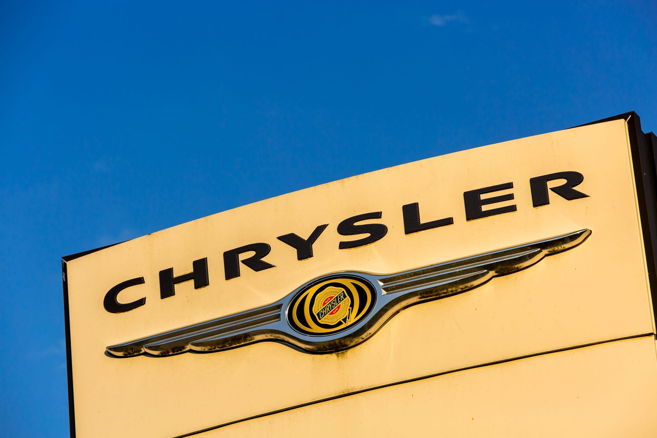 NHTSA Investigates Chrysler Town & Country Charging Hub Fires