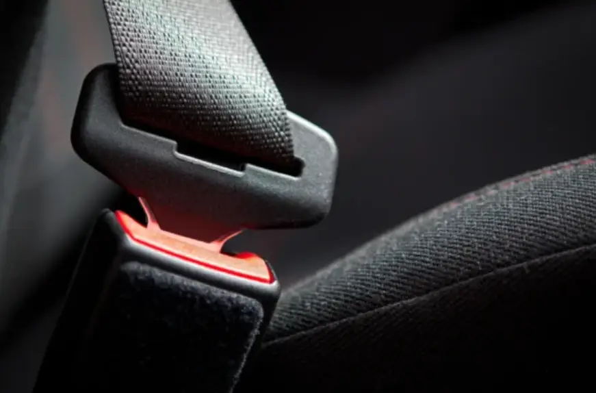defective seatbelt